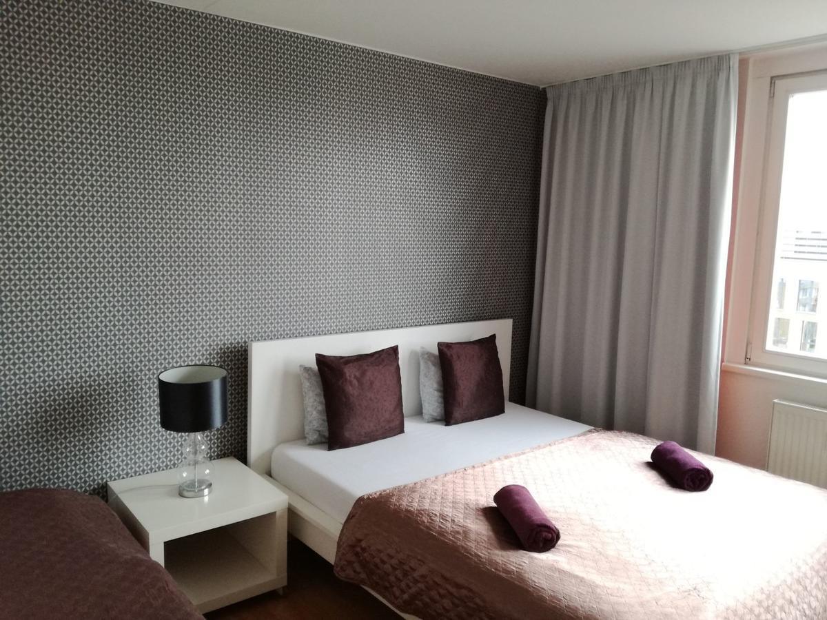 Golden Family Apartments Prag Eksteriør billede