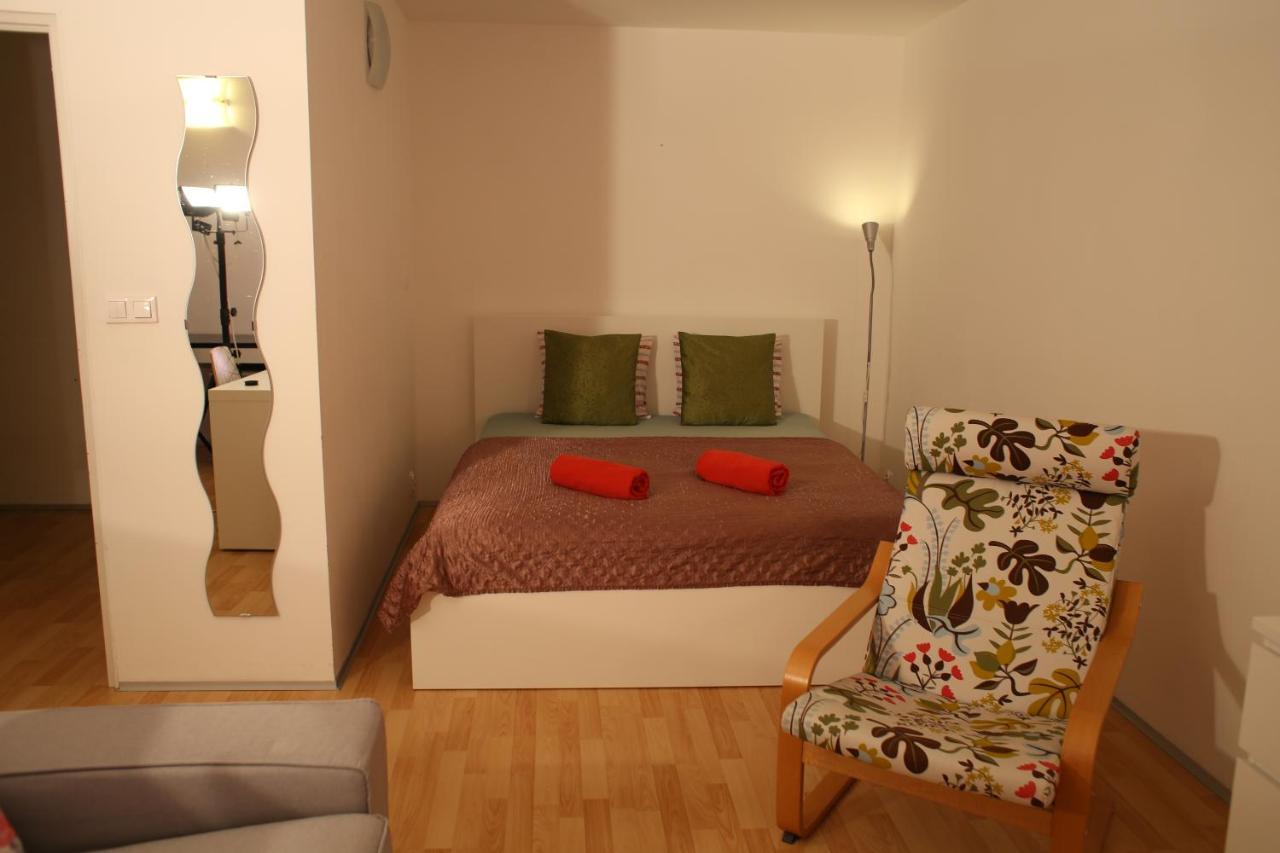 Golden Family Apartments Prag Eksteriør billede